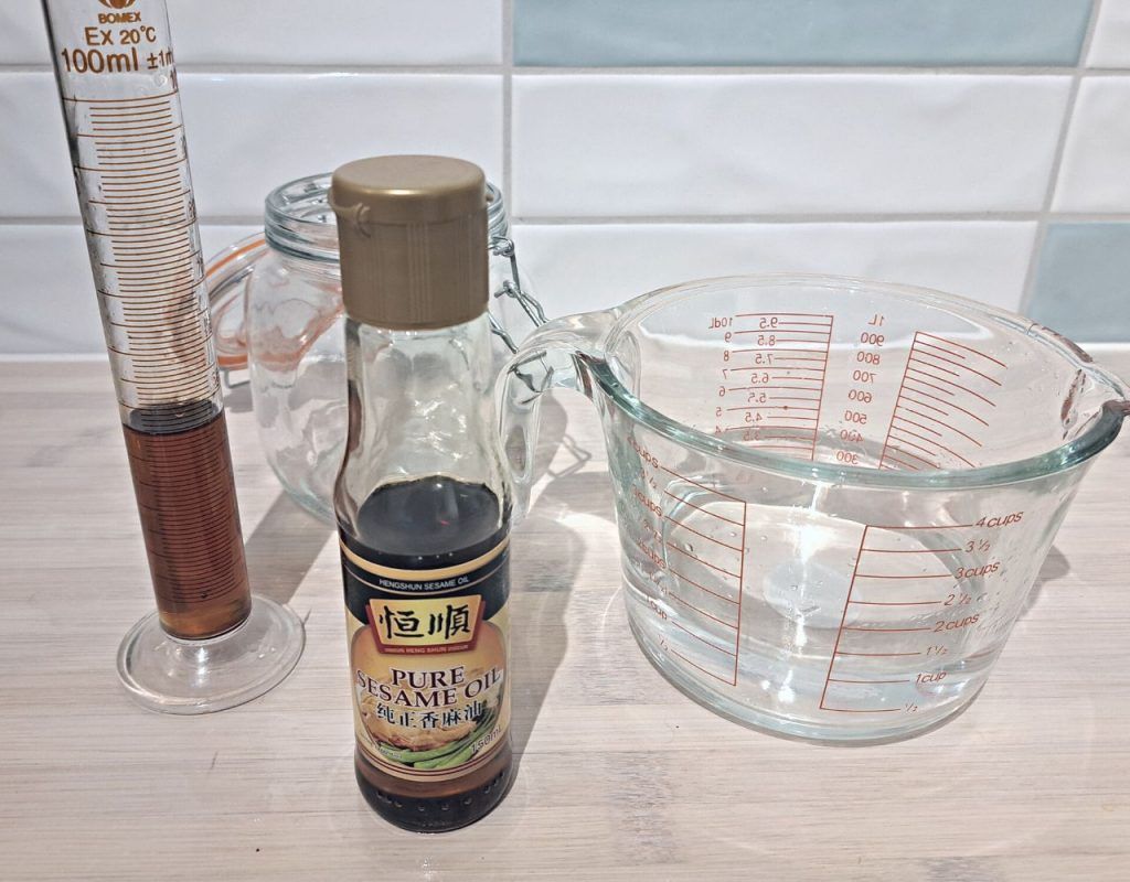 Image of diy distilling fat washing gin with sesame oil