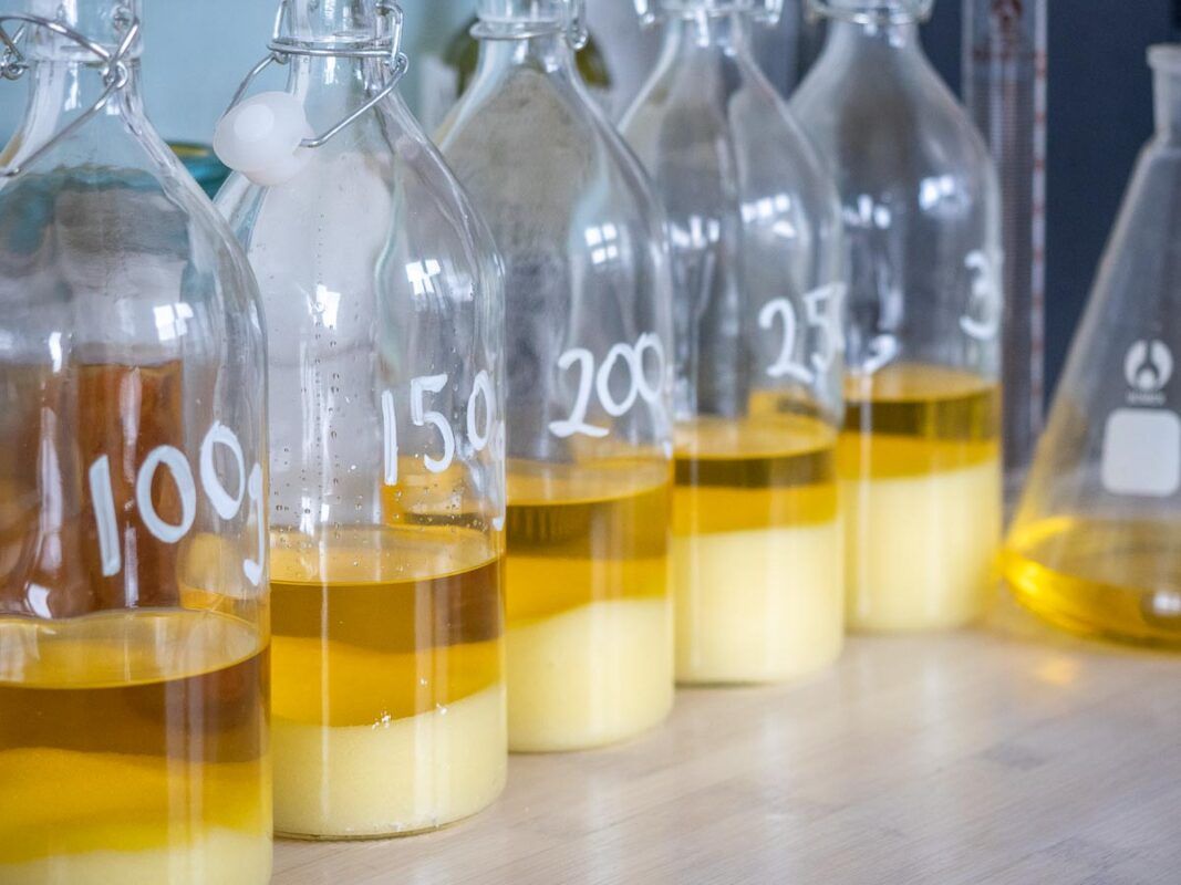 Image of diy distilling disolving sugar in limoncello